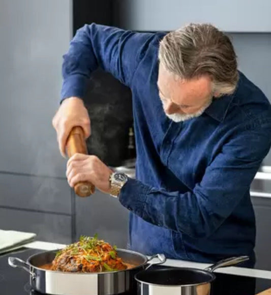 Circulon C-Series Saute Pan with Lid, 30cm- *Used, See Photos For Information*