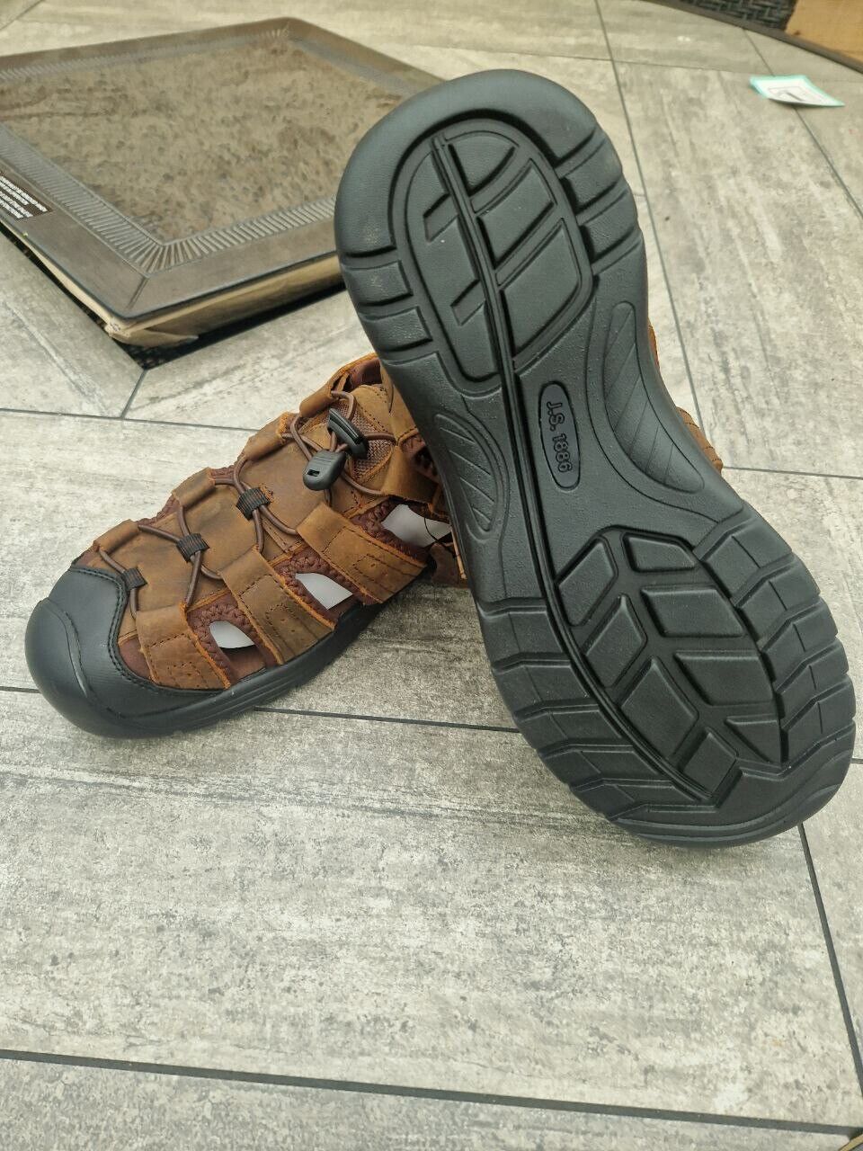 Josef Seibel Bart 02- Men’s Brown Sandals, Size 10.