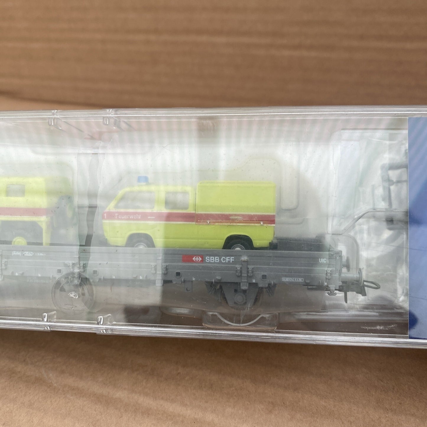 Roco 66791 Stake wagon, H0 loaded 01 85 330 0 554-4 SBB