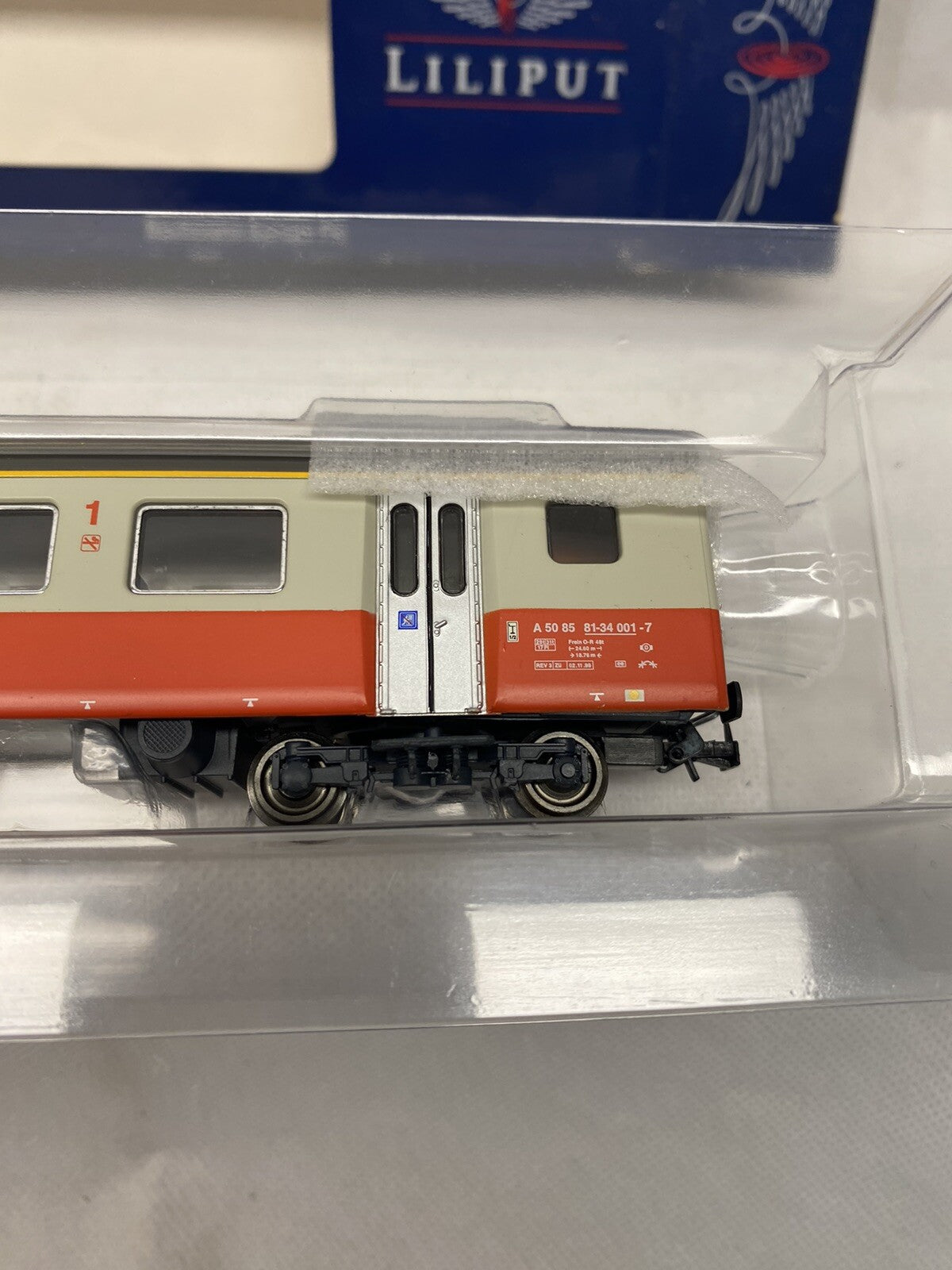 Liliput L388986- Swiss Express EW III End Coach 81-34 001-7 SBB Ep.V 2.Nr.