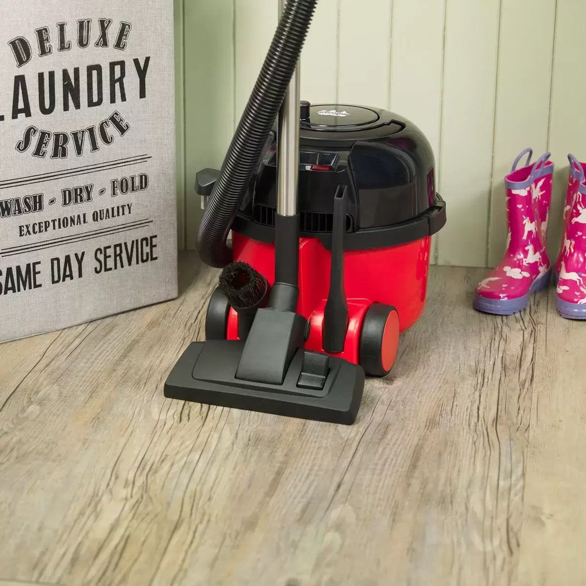 Henry HVR 160 6L Bagged Cylinder Vacuum Cleaner - Red