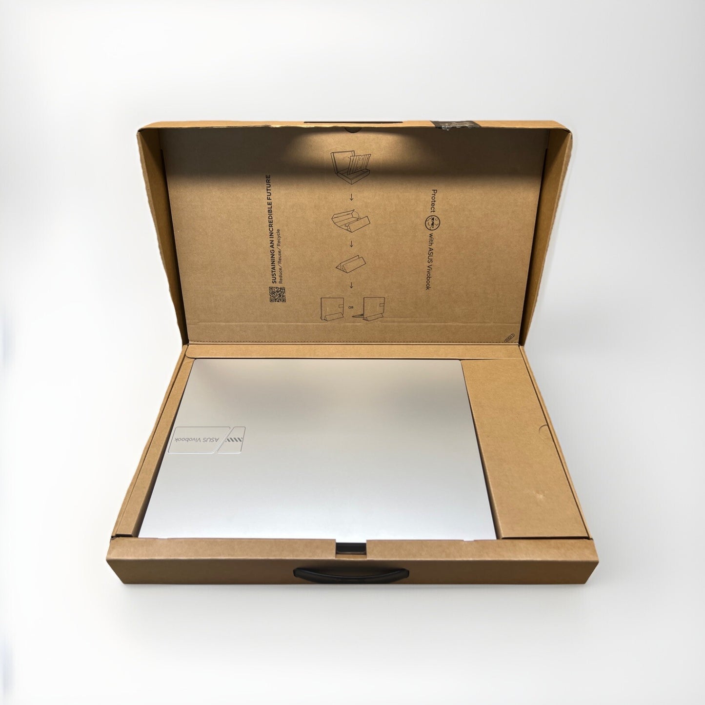 ASUS Vivobook Laptop Ryzen 5, 8GB RAM,512GB SSD, 16 Inch M1605YA-MB333W VAT