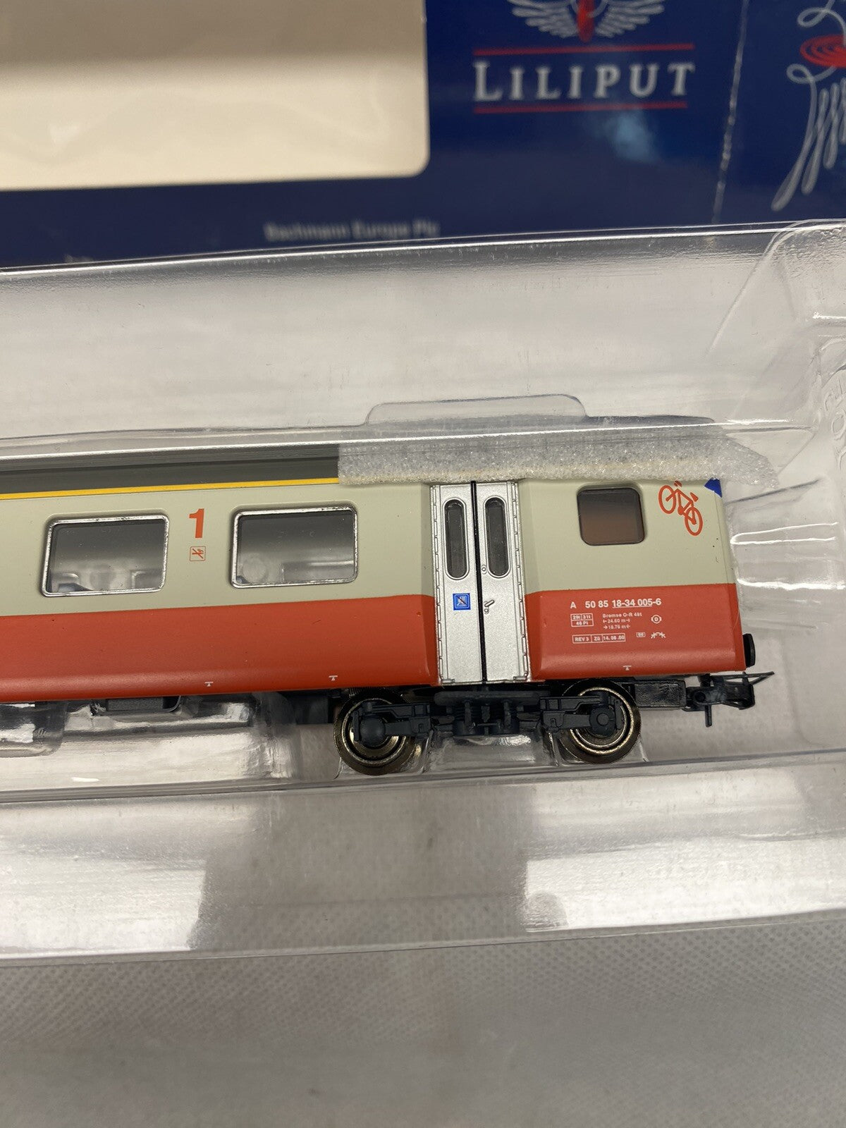 Liliput L388556- Swiss Express EW III 1st Class 18-34 005-6 SBB Ep.V