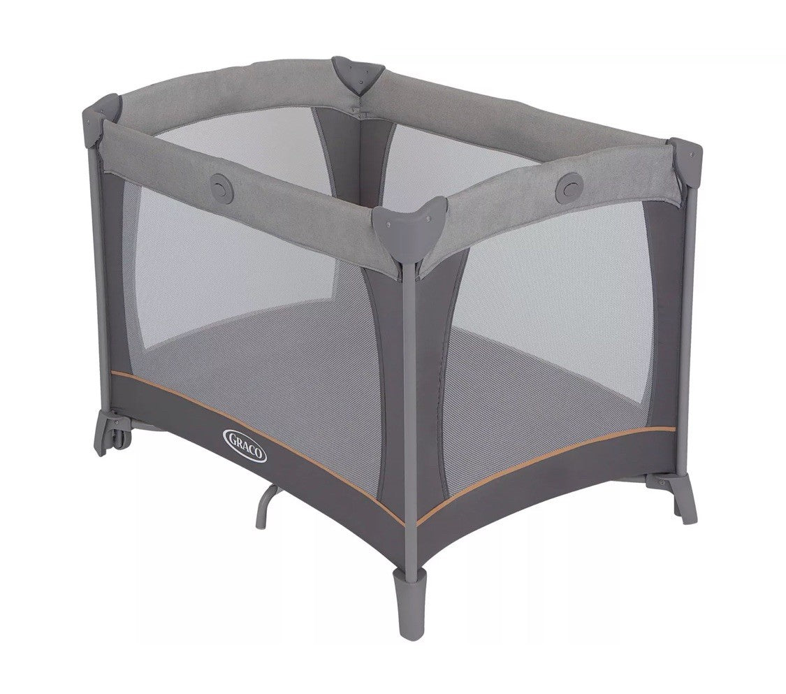 Graco Contour Bassinet Folding Travel Cot with 2 Wheels & Mesh Netting, Pebble