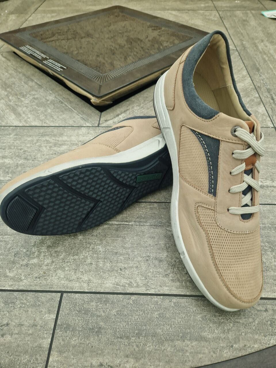 JOSEF SEIBEL Enrico 01- Men’s Beige Trainer Shoes. UK Shoe Size 11.