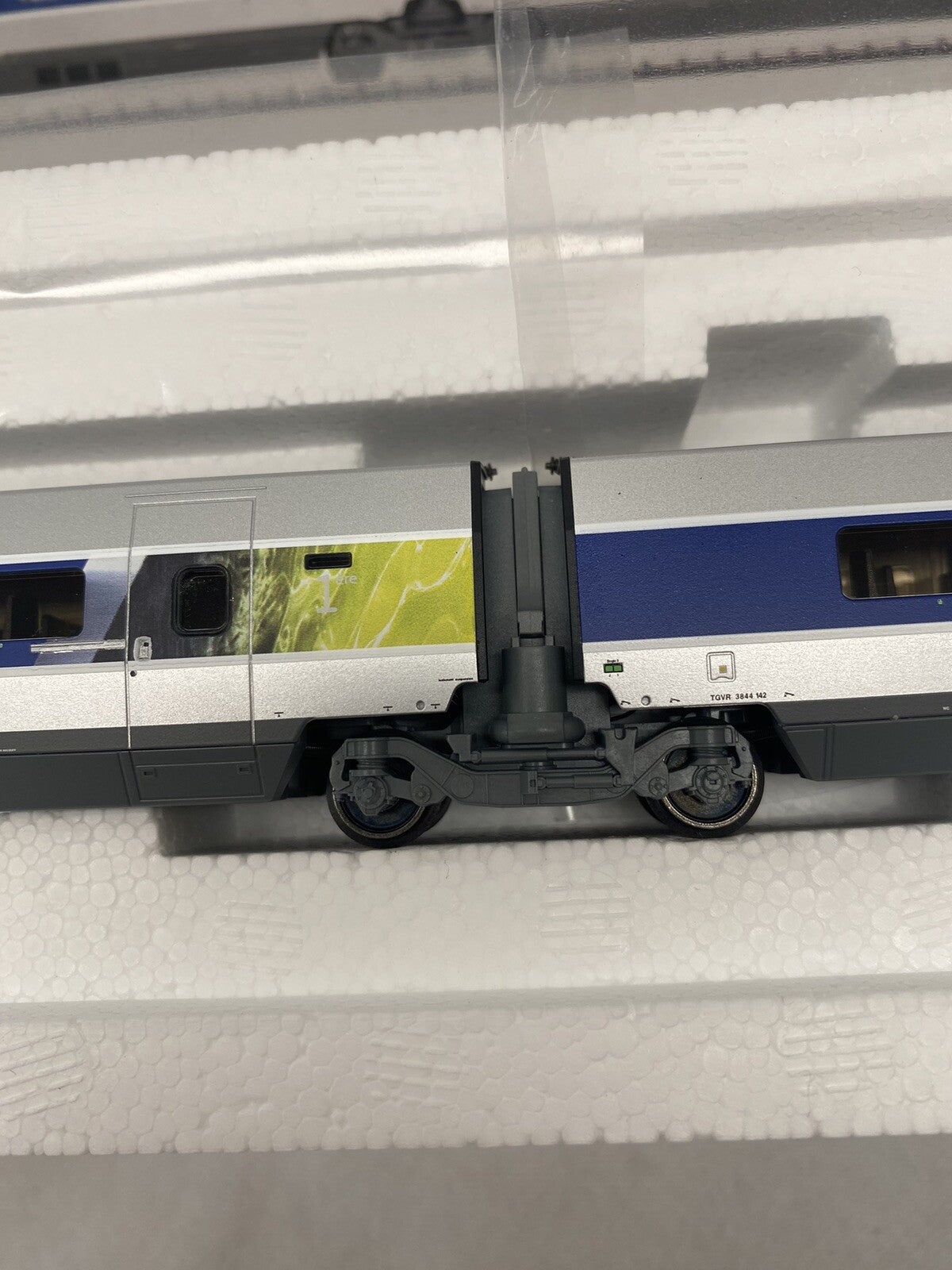 TRIX 23438- Add-On Car Set 1 for the TGV POS.