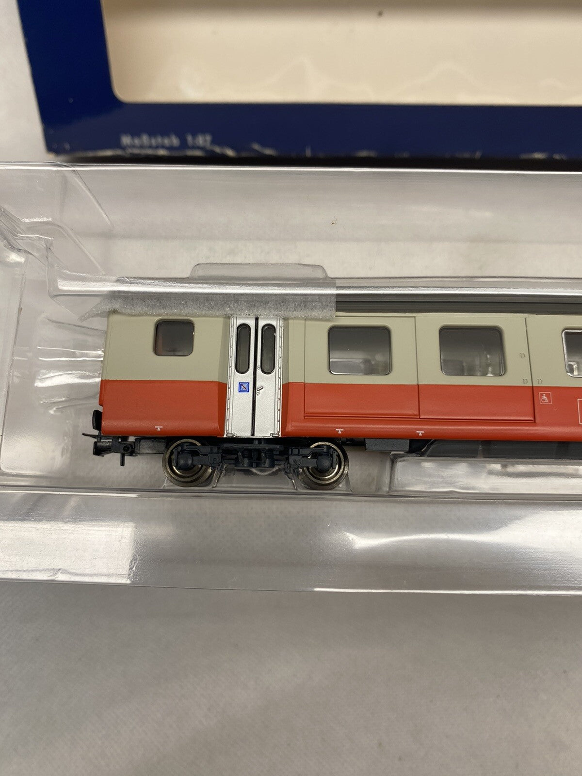 Liliput L388986- Swiss Express EW III End Coach 81-34 001-7 SBB Ep.V 2.Nr.
