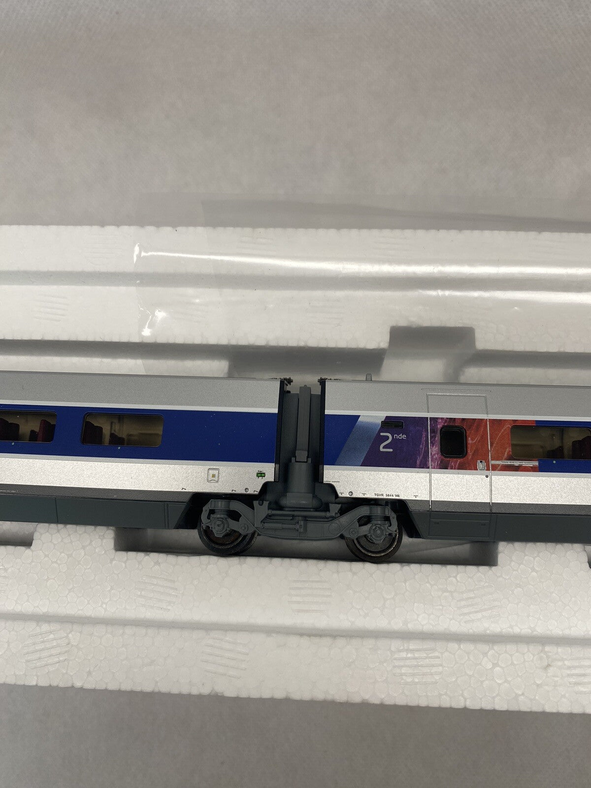 TRIX 23439- Add-On Car Set 2 for the TGV POS.