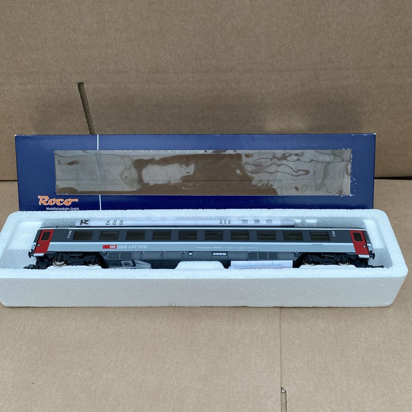 Roco 64366- Eurocity passenger wagon with integrated interior lighting, SBB