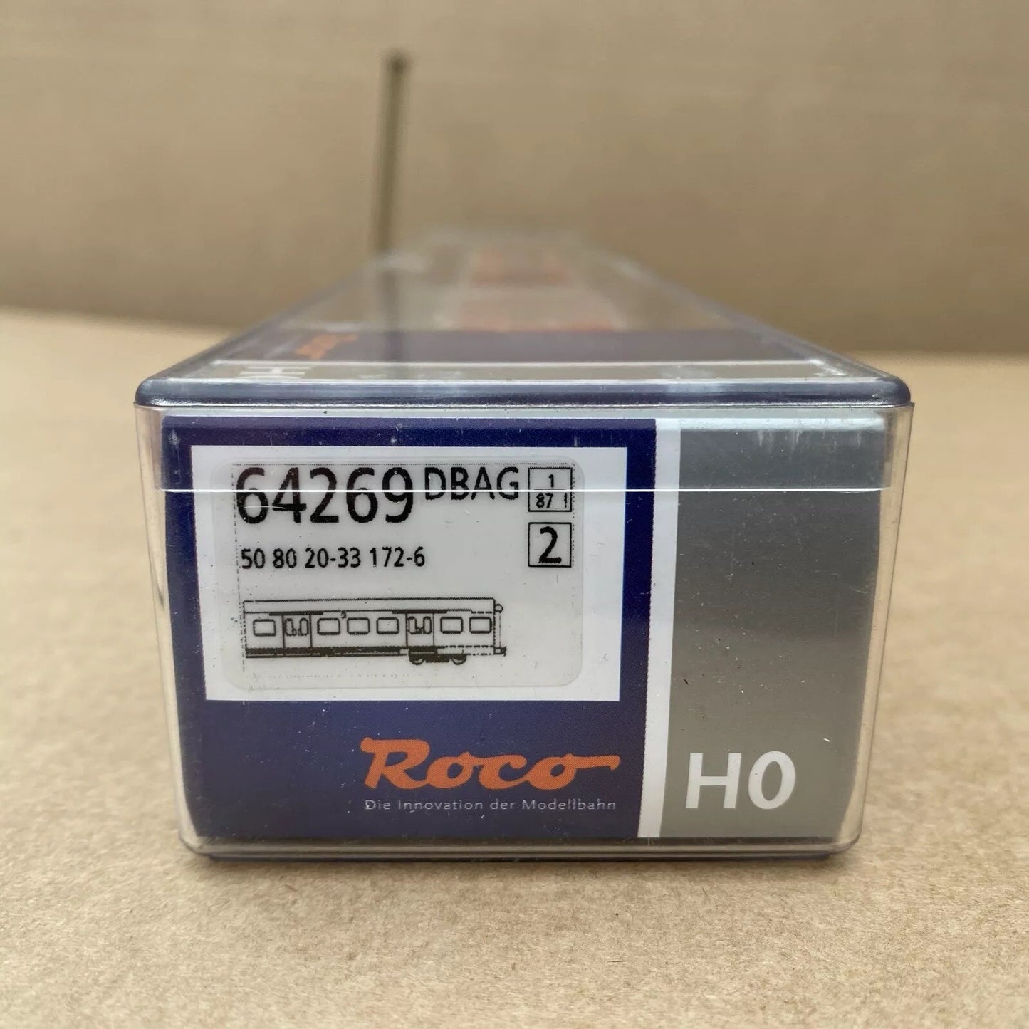 Roco 64269 DBAG 2nd Class Bx Coach