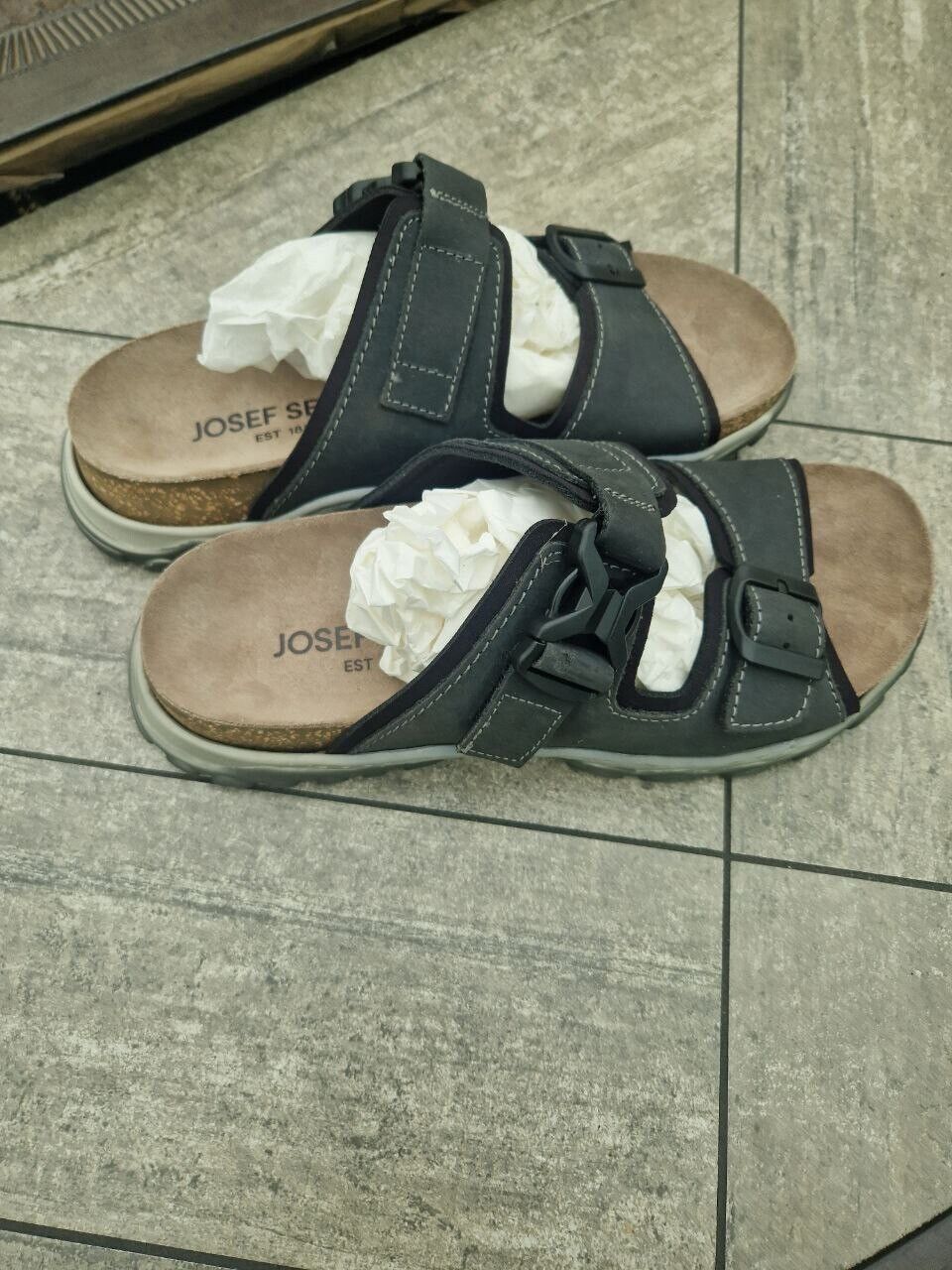 Josef Seibel Janosch 03-men’s Nubuck (leather) black Sandals, Size 9.