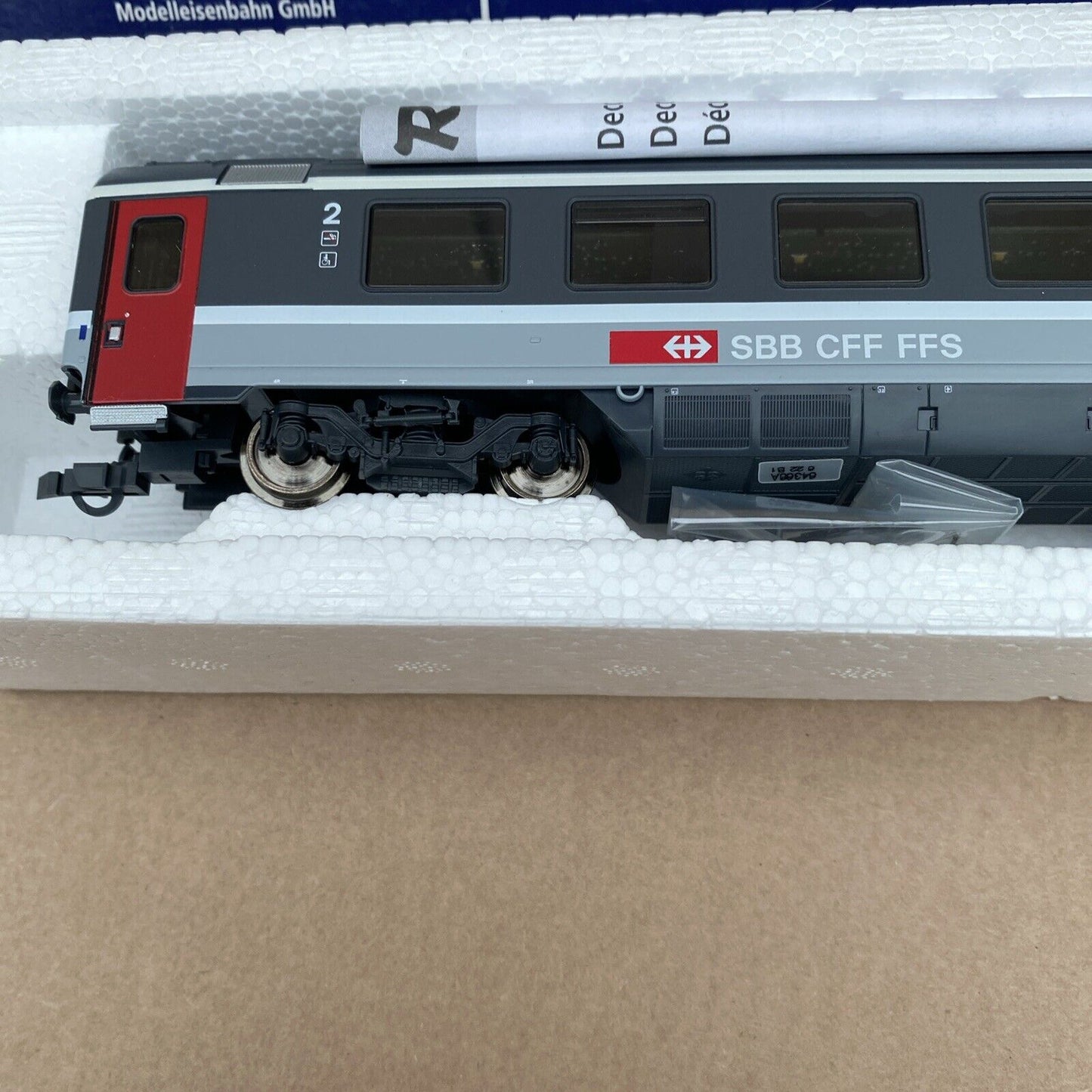 Roco 64366- Eurocity passenger wagon with integrated interior lighting, SBB