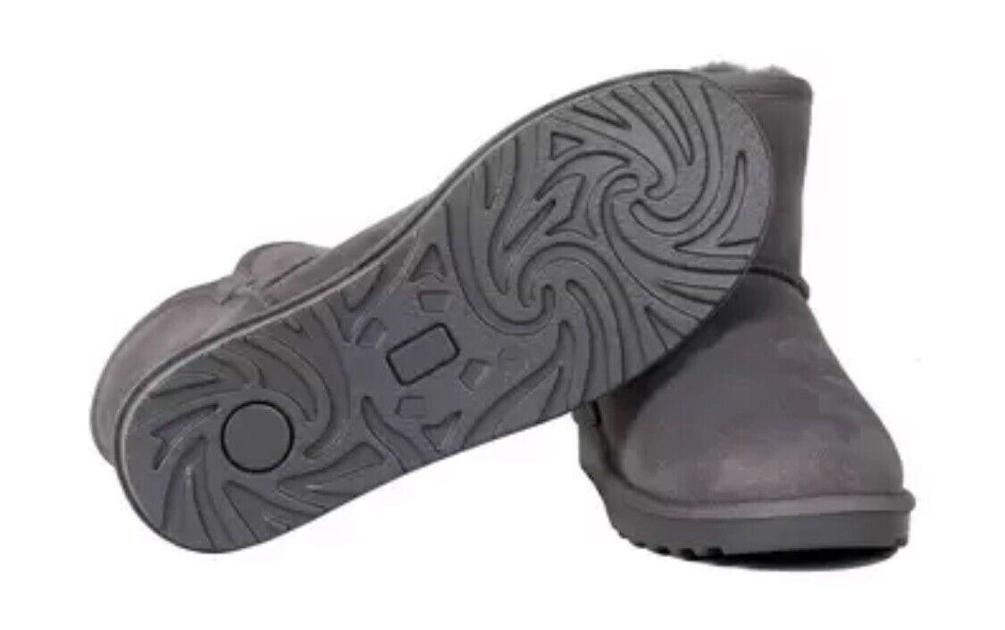 Kirkland Signature Ladies Shearling Boot in Grey UK 5