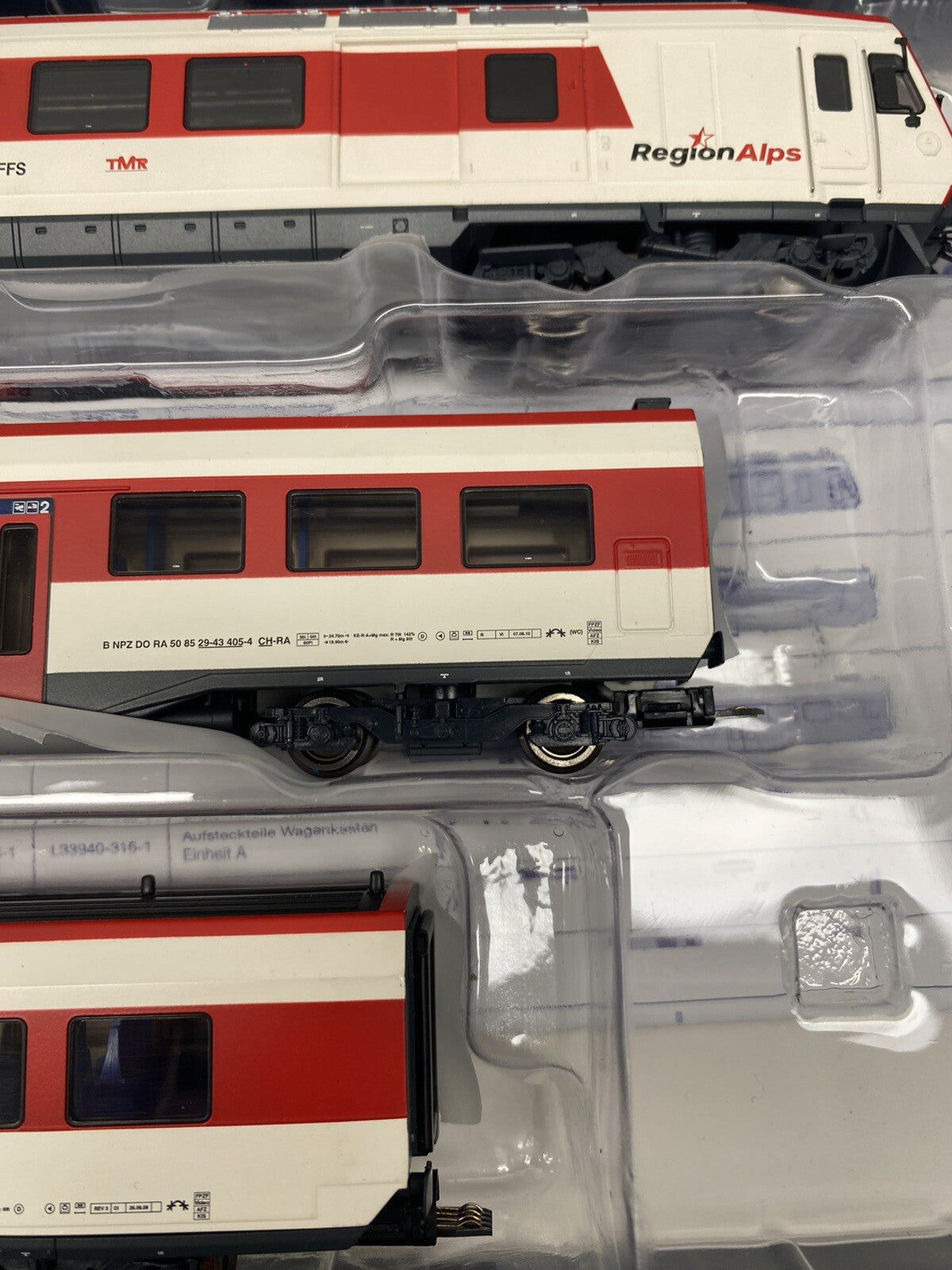 Liliput L133942- Railcar 3 car "Regionalps" Epoch V