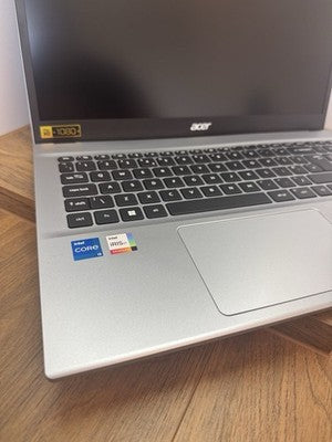 Acer Aspire 3 Laptop i5 16GB RAM 512GB SSD 15.6 Inch Windows 11 NX.K6SEK.00A VAT