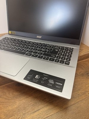Acer Aspire 3 Laptop i5 16GB RAM 512GB SSD 15.6 Inch Windows 11 NX.K6SEK.00A VAT