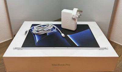 Apple MacBook Pro Silver 16" M2 Pro 12C CPU/19C GPU 16GB RAM 1TB SSD VAT 2023
