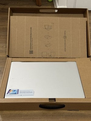 ASUS Vivobook S, AMD Ryzen AI 9, 24GB RAM, 1TB SSD, 15.6 Inch OLED Laptop VAT