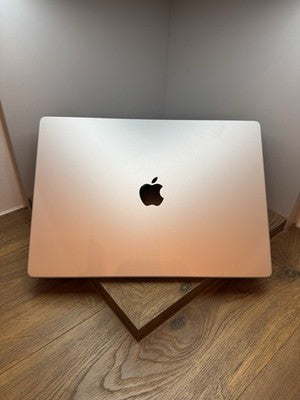 Apple MacBook Pro Silver 16" M2 Pro 12C CPU/19C GPU 16GB RAM 1TB SSD VAT 2023