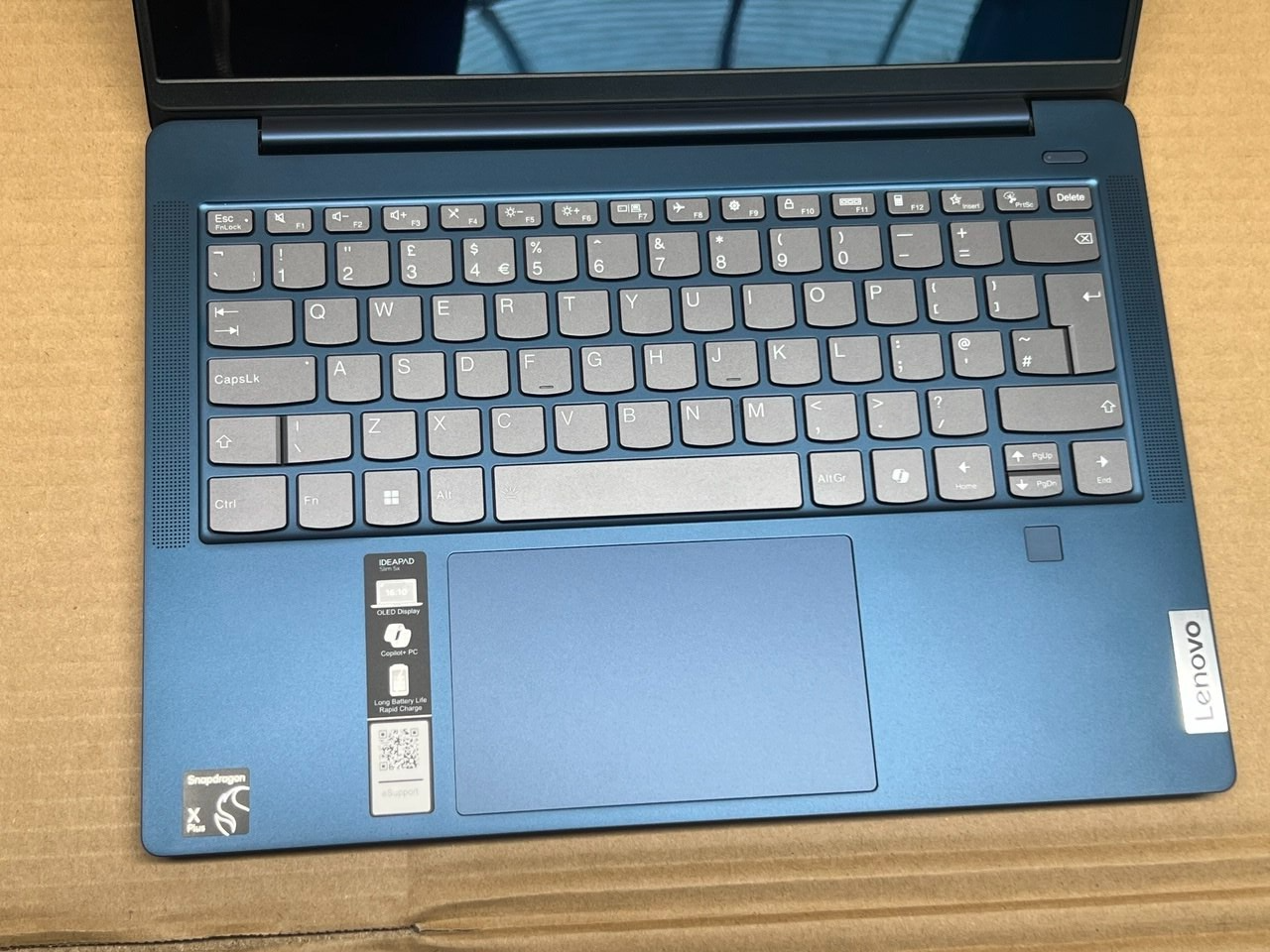 Lenovo IdeaPad Slim 5 Snapdragon X Plus 16GB RAM 1TB SSD 14 Inch OLED 83HL0011UK