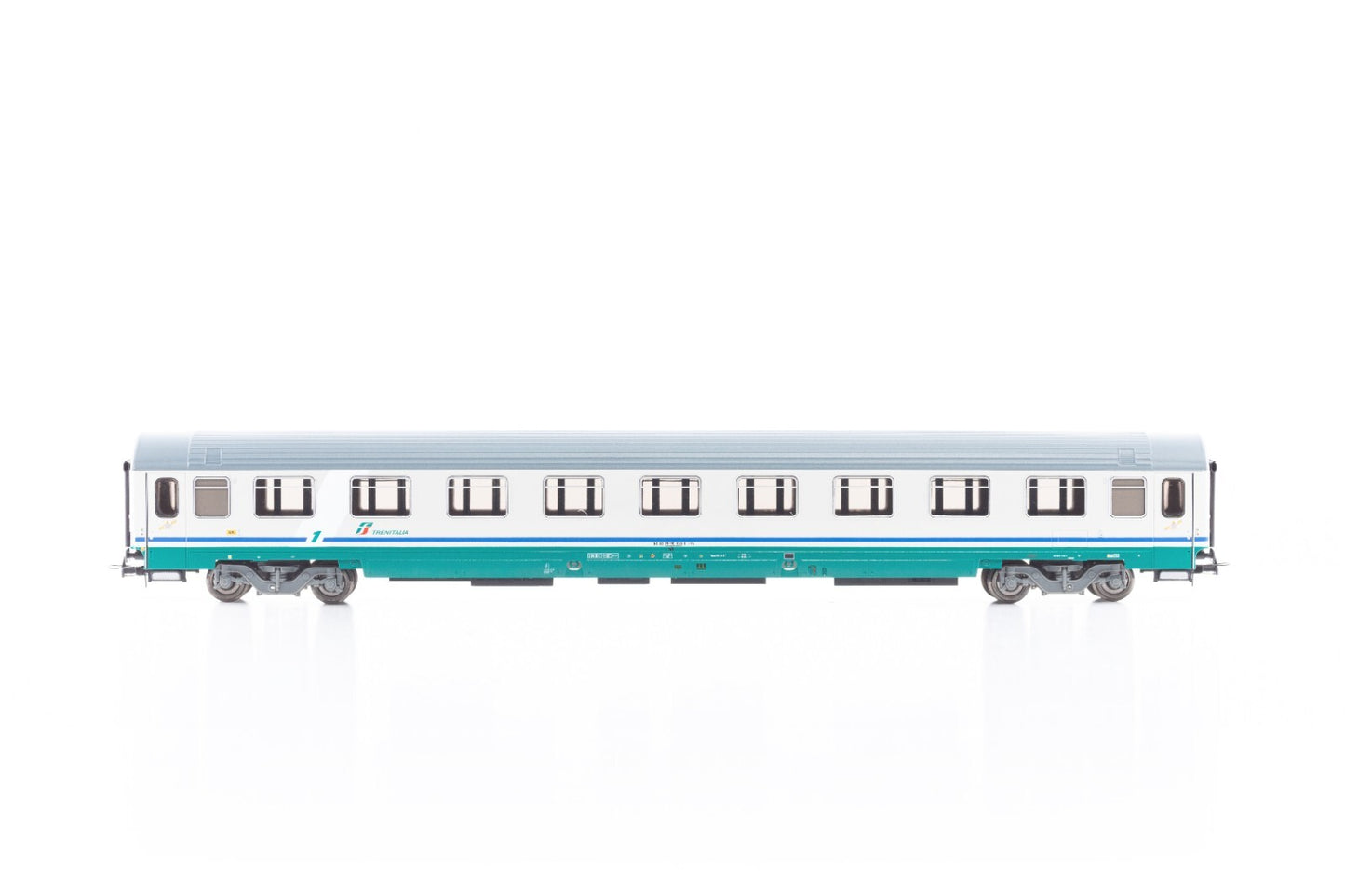 Rivarossi HR4167 - Italian coach type UICZ of the FS; 1st class, XMPR