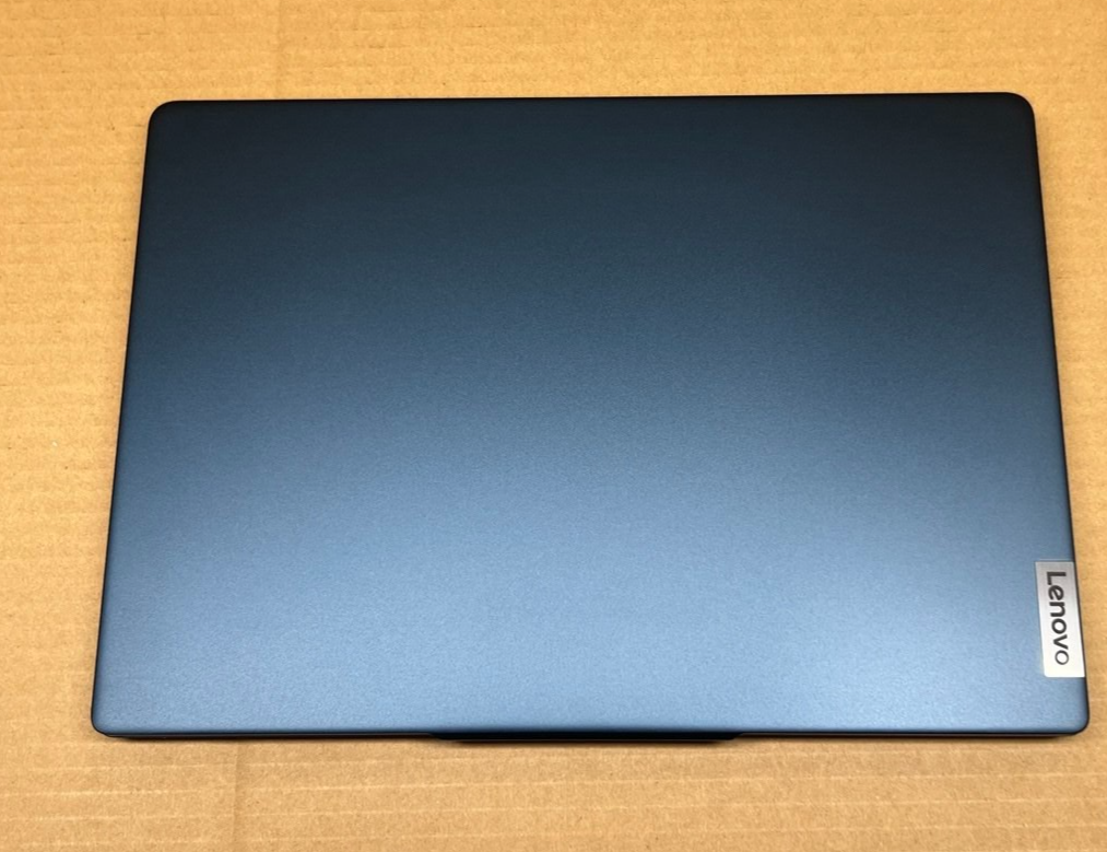 Lenovo IdeaPad Slim 5 Snapdragon X Plus 16GB RAM 1TB SSD 14 Inch OLED 83HL0011UK
