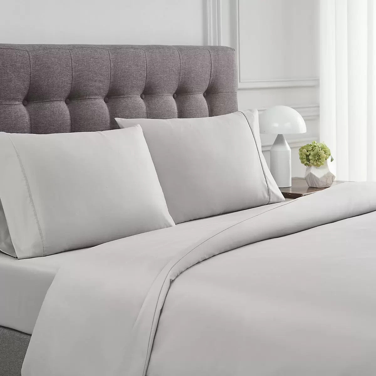 Kirkland Signature 680 Thread Count 6 Piece Duvet Set in Grey - King Size