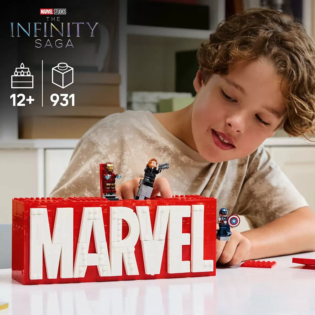 LEGO Superheroes MARVEL Logo & Minifigures - Model 76313
