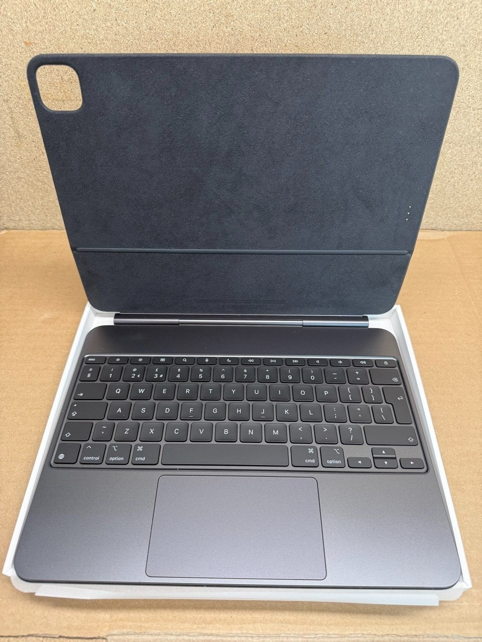 Apple Magic Keyboard for iPad Pro 13 inch (7th generation) M4 - British English
