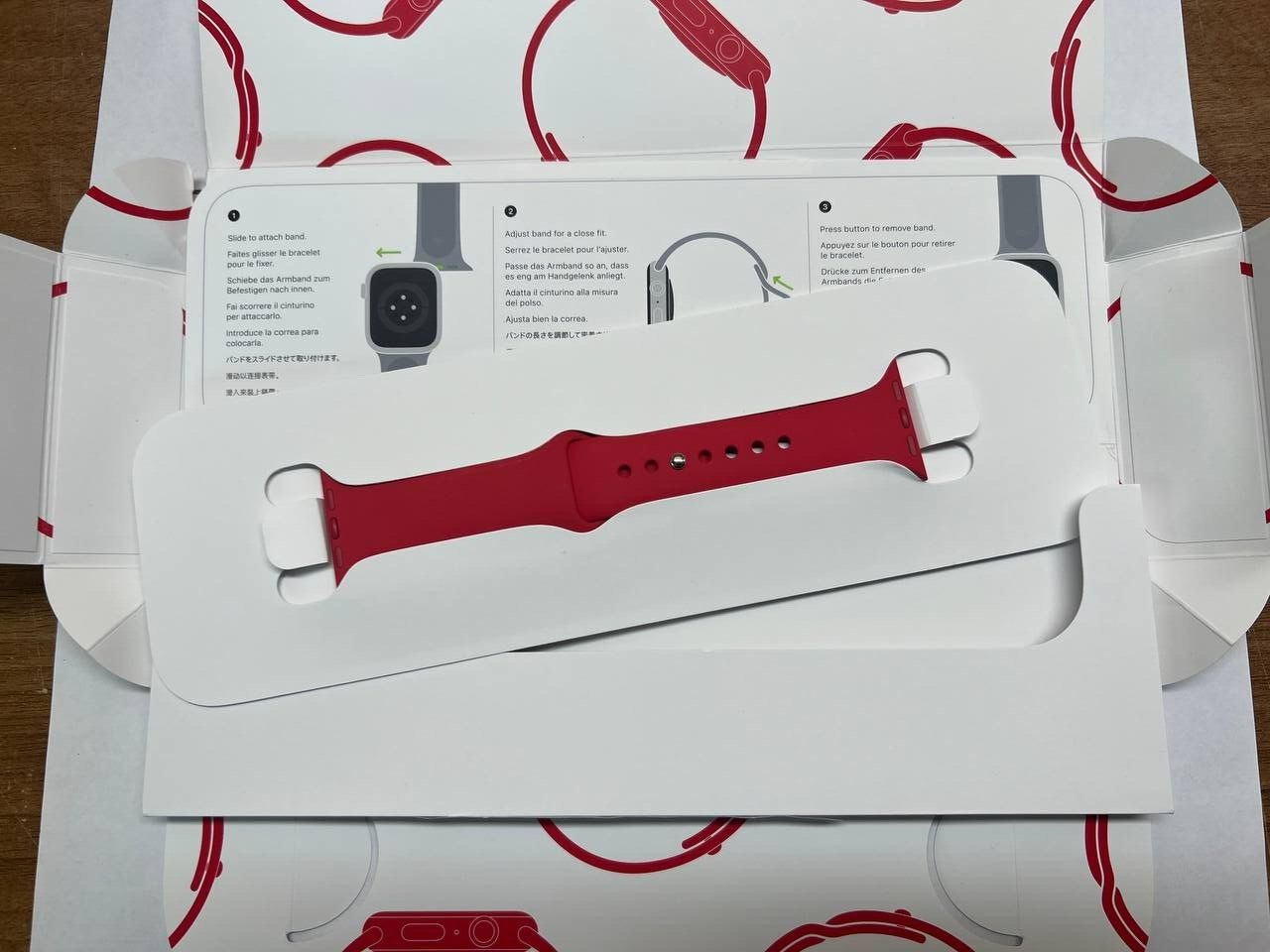 Apple Watch Series 9 GPS + Cellular Aluminum 41mm (PRODUCT)RED MRY63QA/A S/M