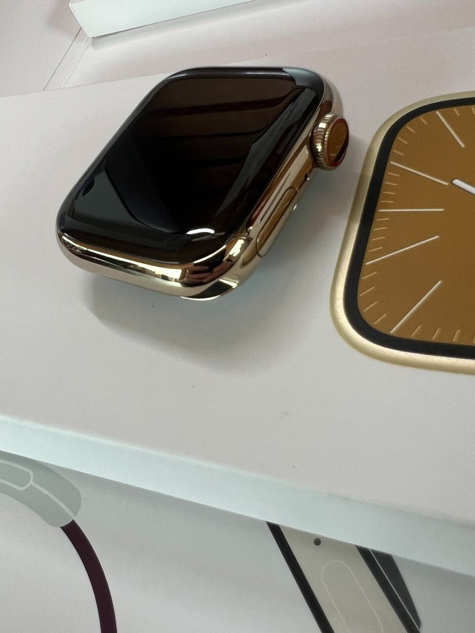 Apple Watch Series 9 Cellular 41 mm Gold St Steel Case Clay Sports band M/L