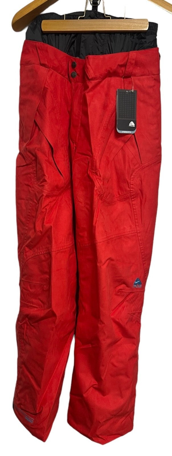 Nike ACG Ski Snowboard Pants Women Storm Fit 5 Ski in Red / Black