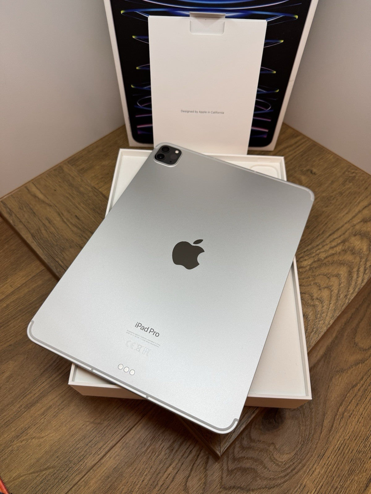Apple iPad Pro 4th Gen 2022, 11'' WiFi + Cellular 2TB in Silver MNYM3B/A NEW VAT