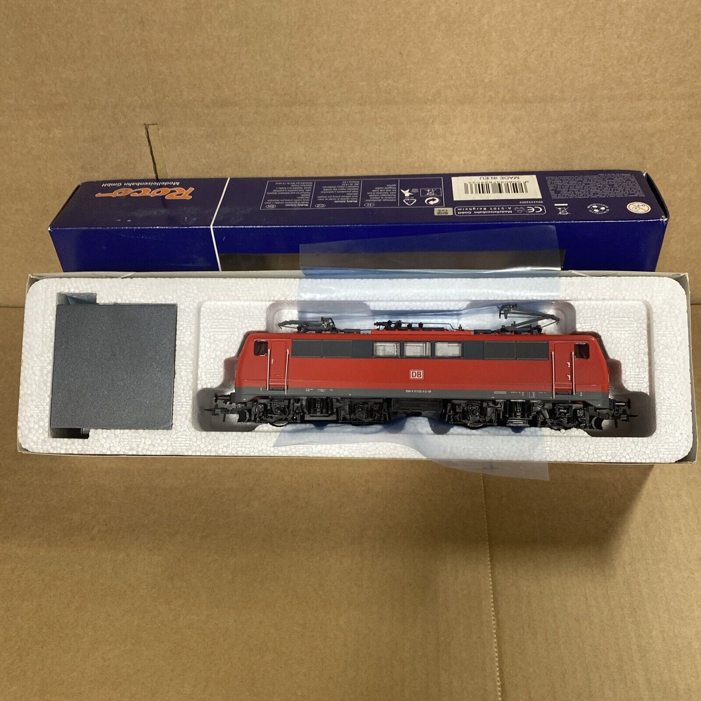 ROCO 62403- Electric locomotive BR 111, DB AG E-Lok 111 032-9 NEW / BOXED RARE