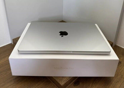 Apple MacBook Pro 14" 2023 M3 Pro 12-Core CPU 18-Core GPU 18GB 1TB SSD In Silver