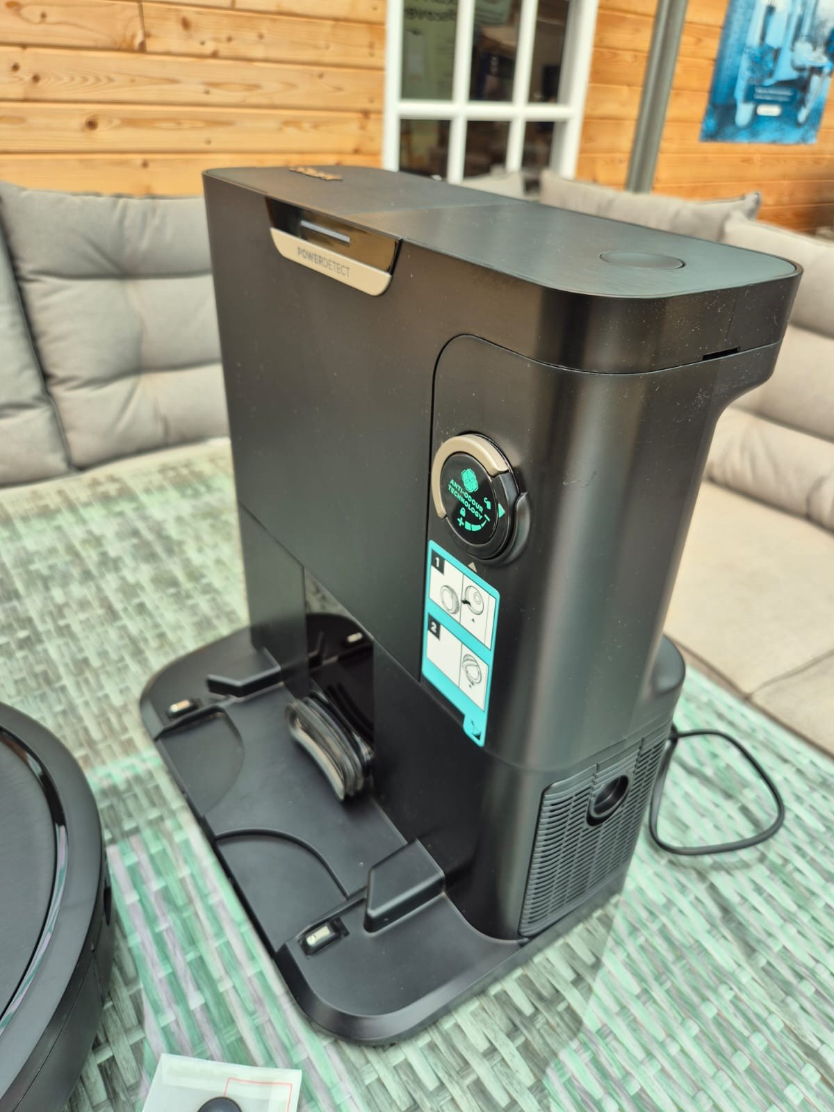 Shark PowerDetect Self-Empty Robot Vacuum [RV2820VEUK]