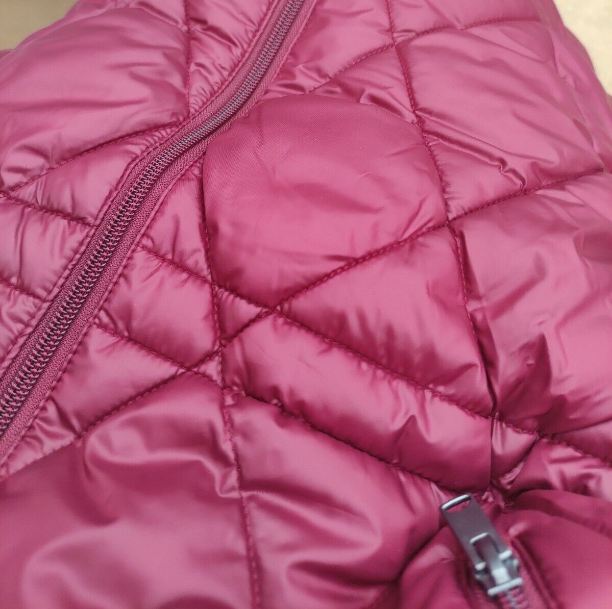 Andrew Marc Ladies Quilted Jacket in Red L