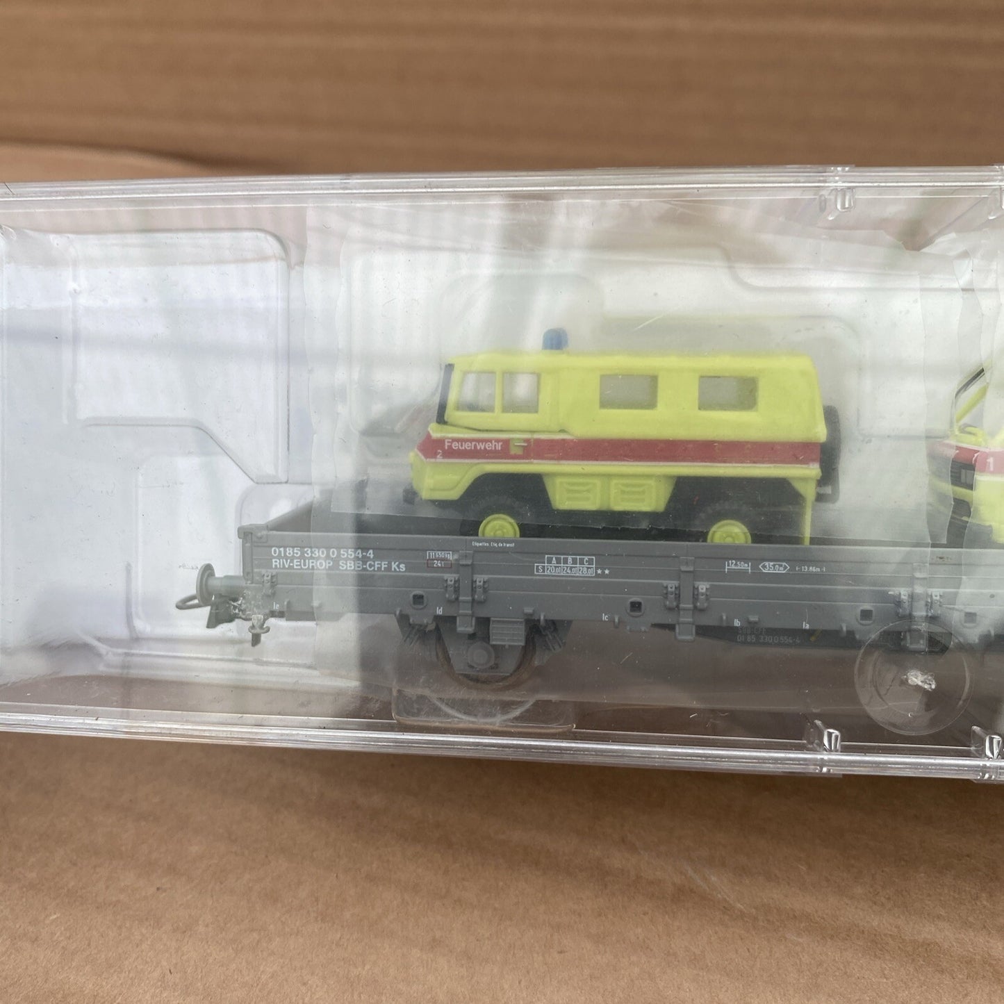 Roco 66791 Stake wagon, H0 loaded 01 85 330 0 554-4 SBB