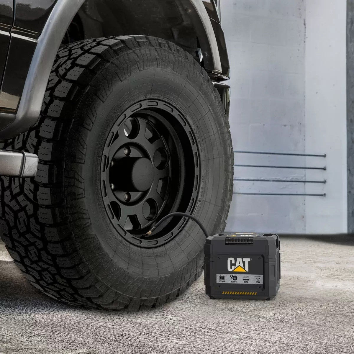 CAT Cube 1750 Digital Jump Starter (PPSCL3I)