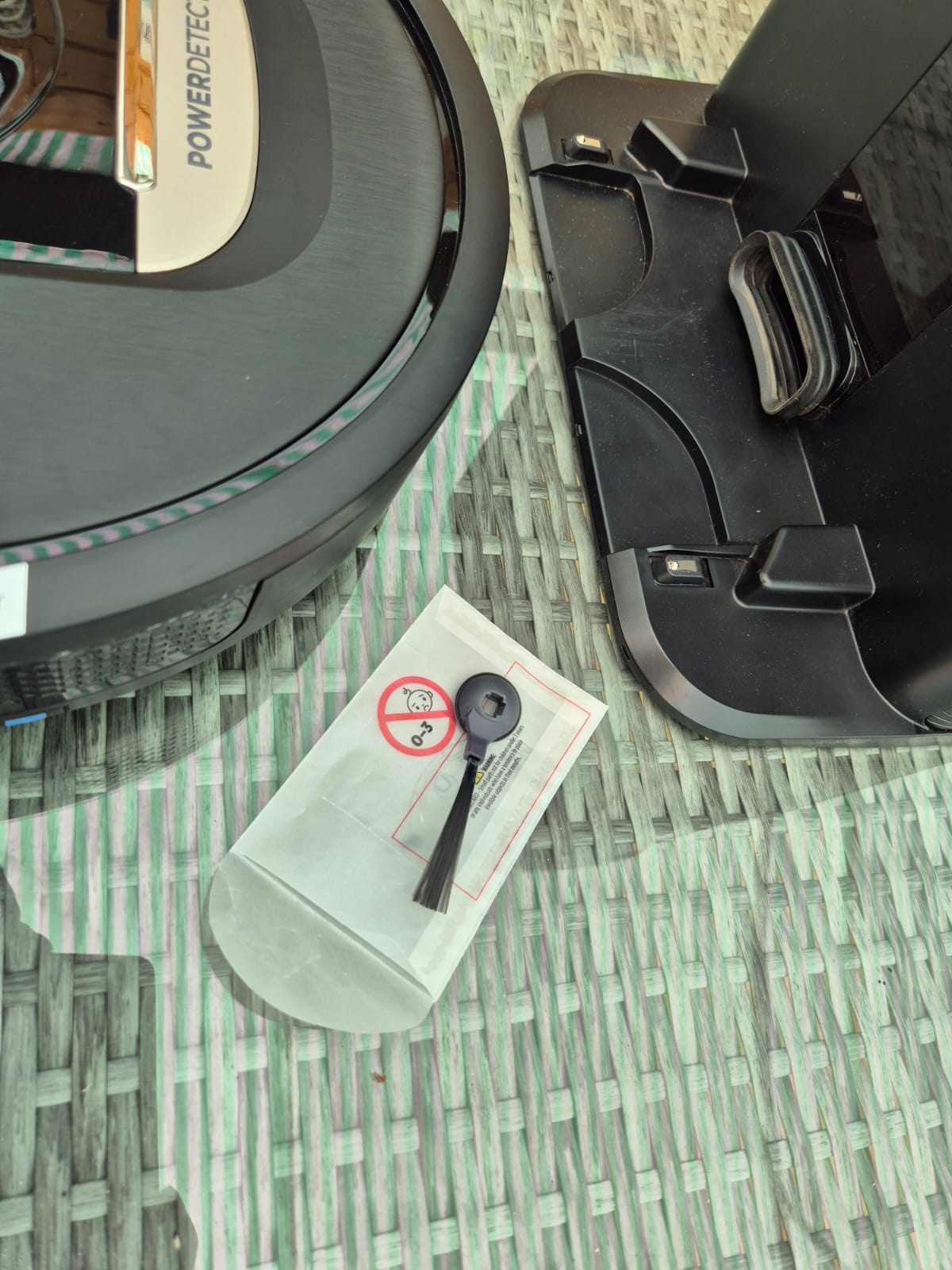 Shark PowerDetect Self-Empty Robot Vacuum [RV2820VEUK]