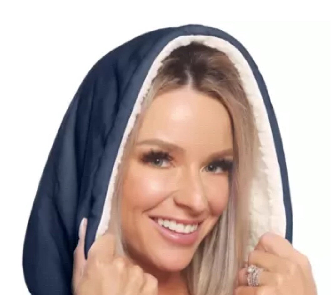 The Comfy Original Wearable Blanket in Navy **NEW & SEALED**