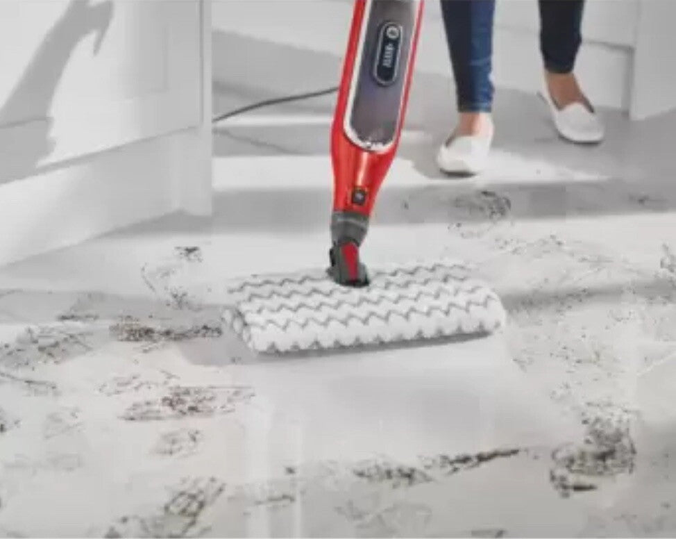 Shark Steam Mop Klik N’ Flip Smartonic Deluxe with 6 Dirt Grip Pads *Ex-Display*