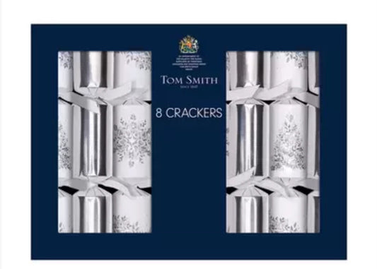 Tom Smith 14 Inch (36cm) Christmas Crackers 8 Pack in Silver & White