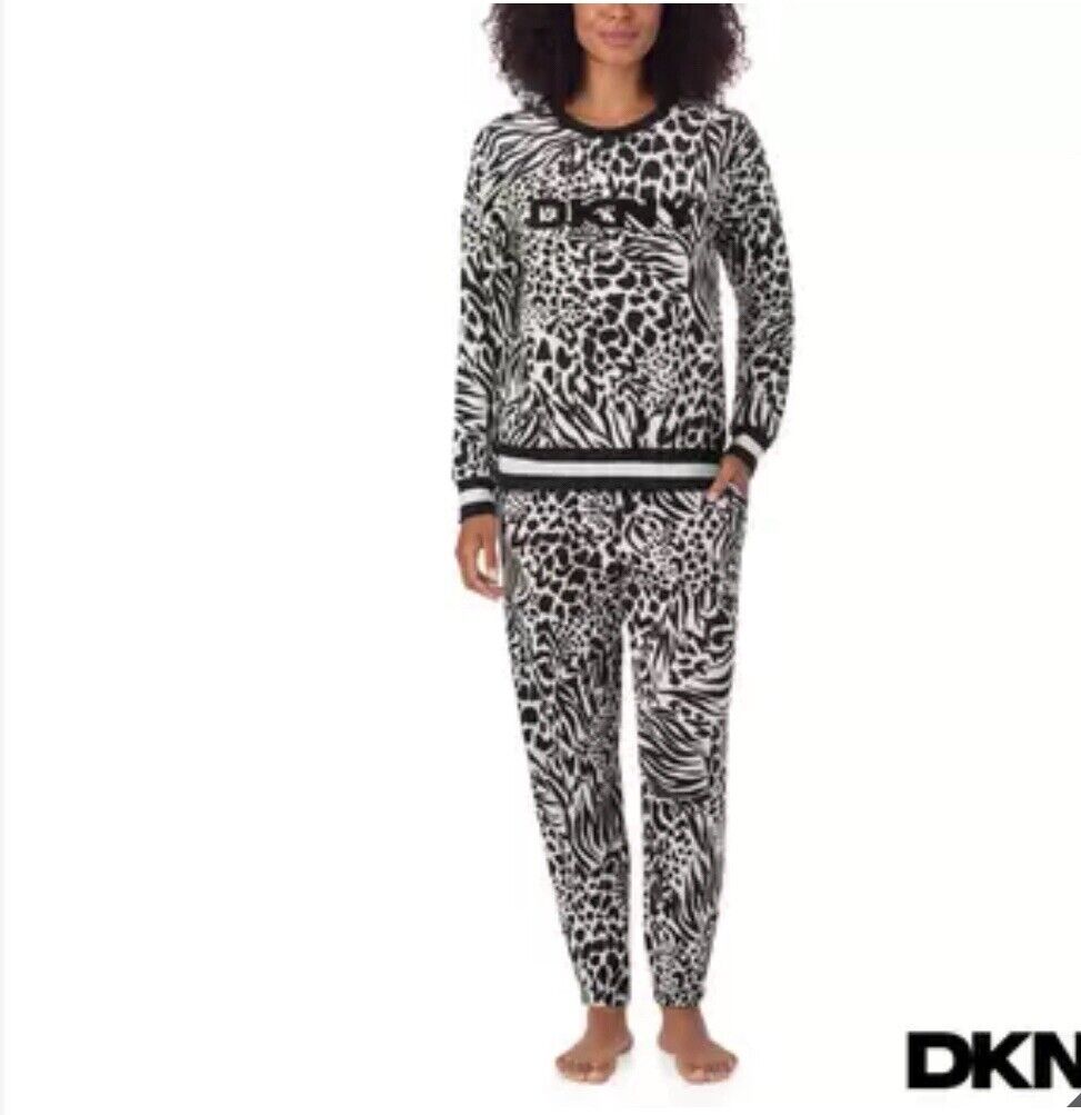 Brand New DKNY Ladies Fleece Lounge Set, 2 Piece in Animal Print Size S