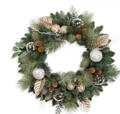 24 inch (2ft) White / Gold Decorated Christmas Unlit Wreath