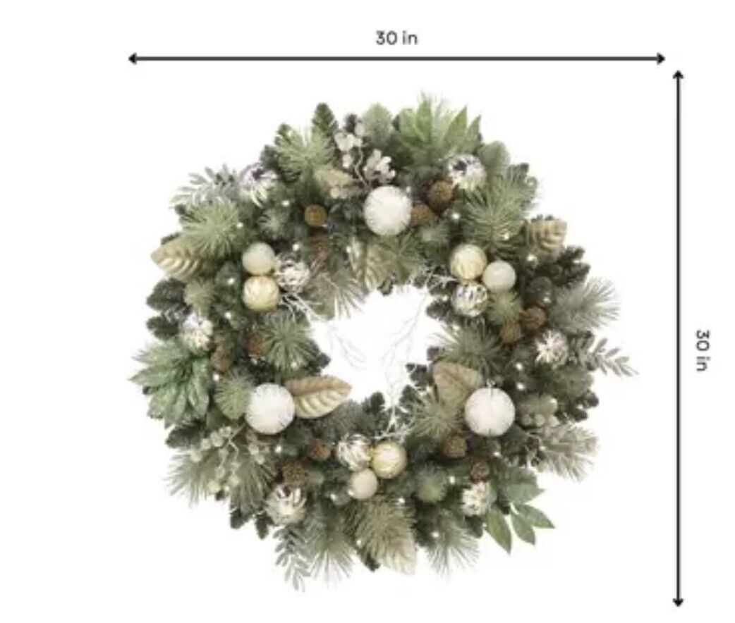 24 inch (2ft) White / Gold Decorated Christmas Unlit Wreath