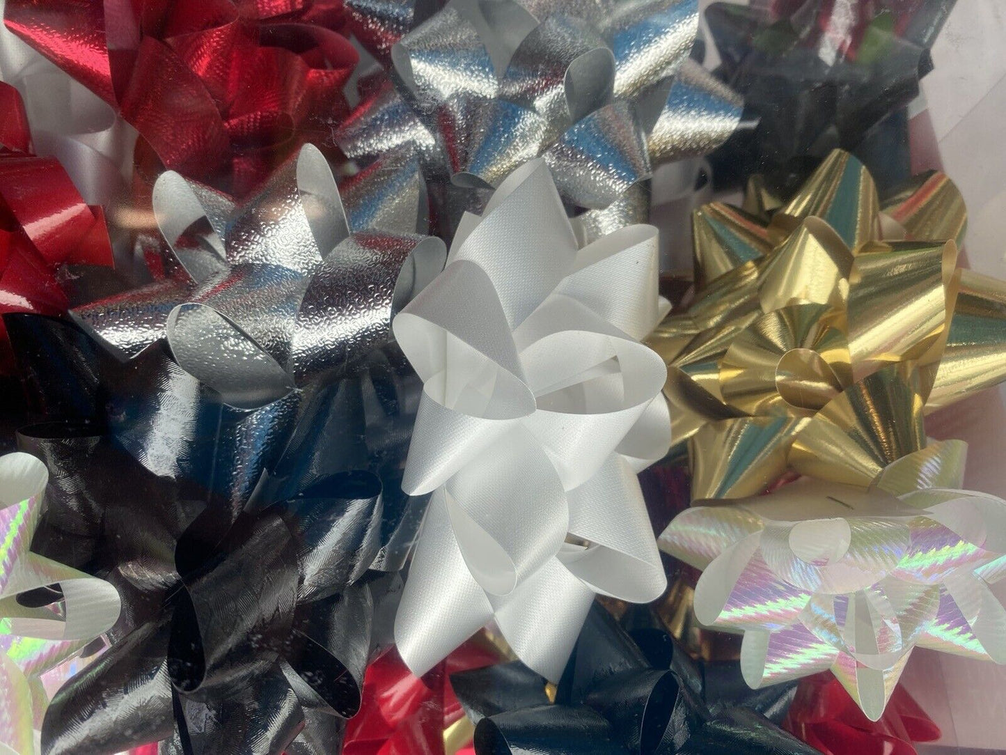 Costco Christmas Gift Bows in Traditional Colours - 50 Pack Kirkland Signature