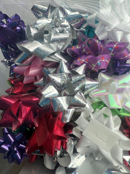 Kirkland Signature Christmas Gift Bows in Bright Colours - 50 Pack Costco