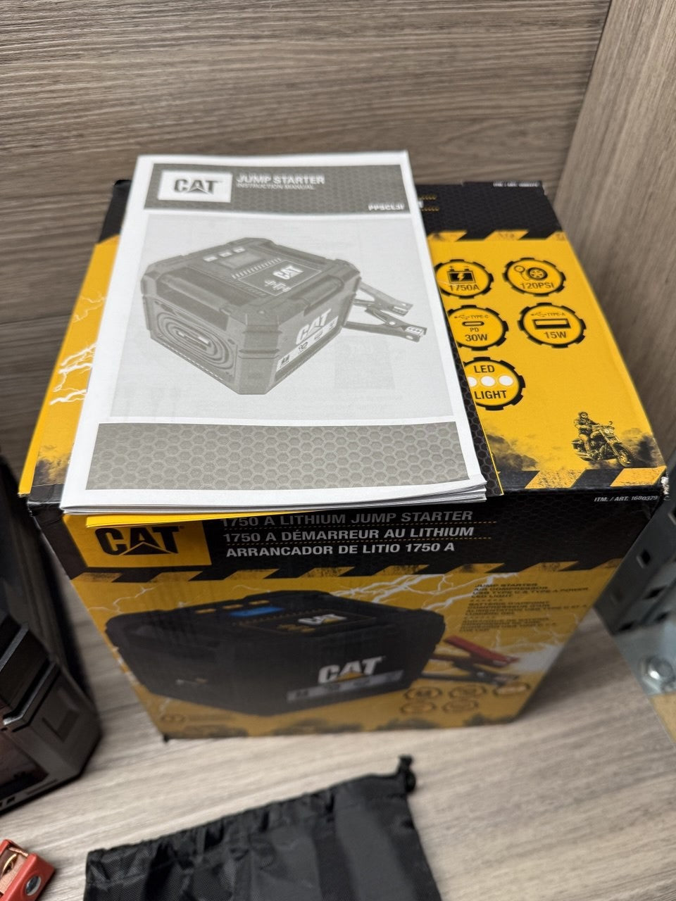 CAT Cube 1750 Digital Jump Starter (PPSCL3I)