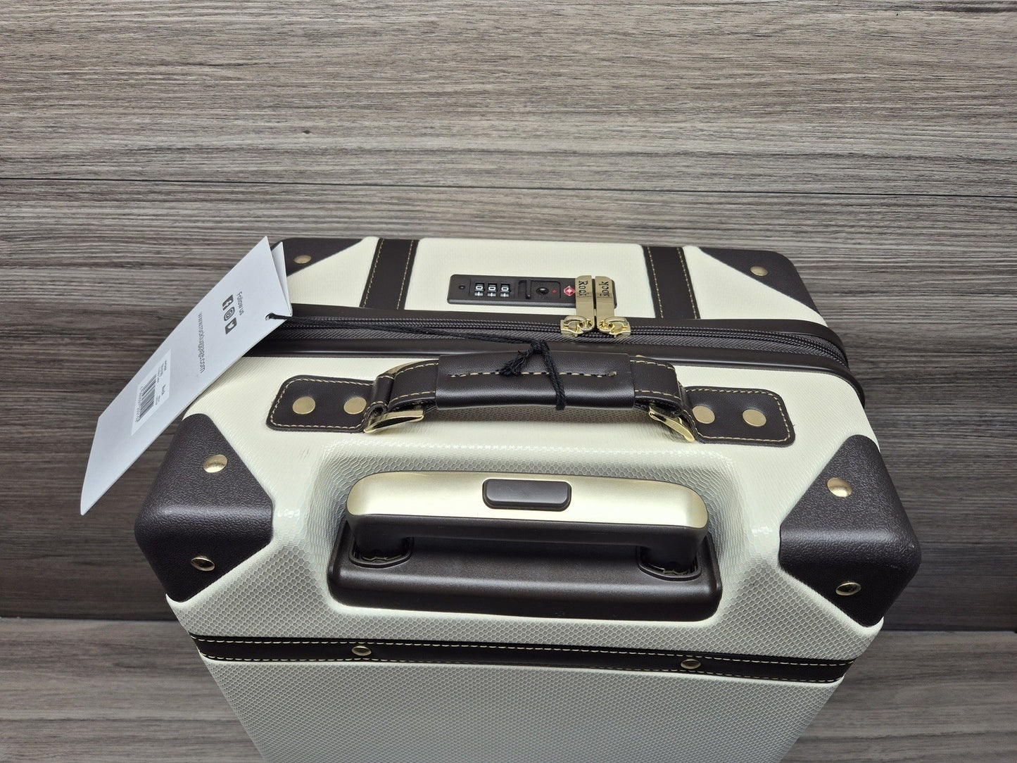 Rock Vintage 3 Piece Hardside Luggage Set in Cream *